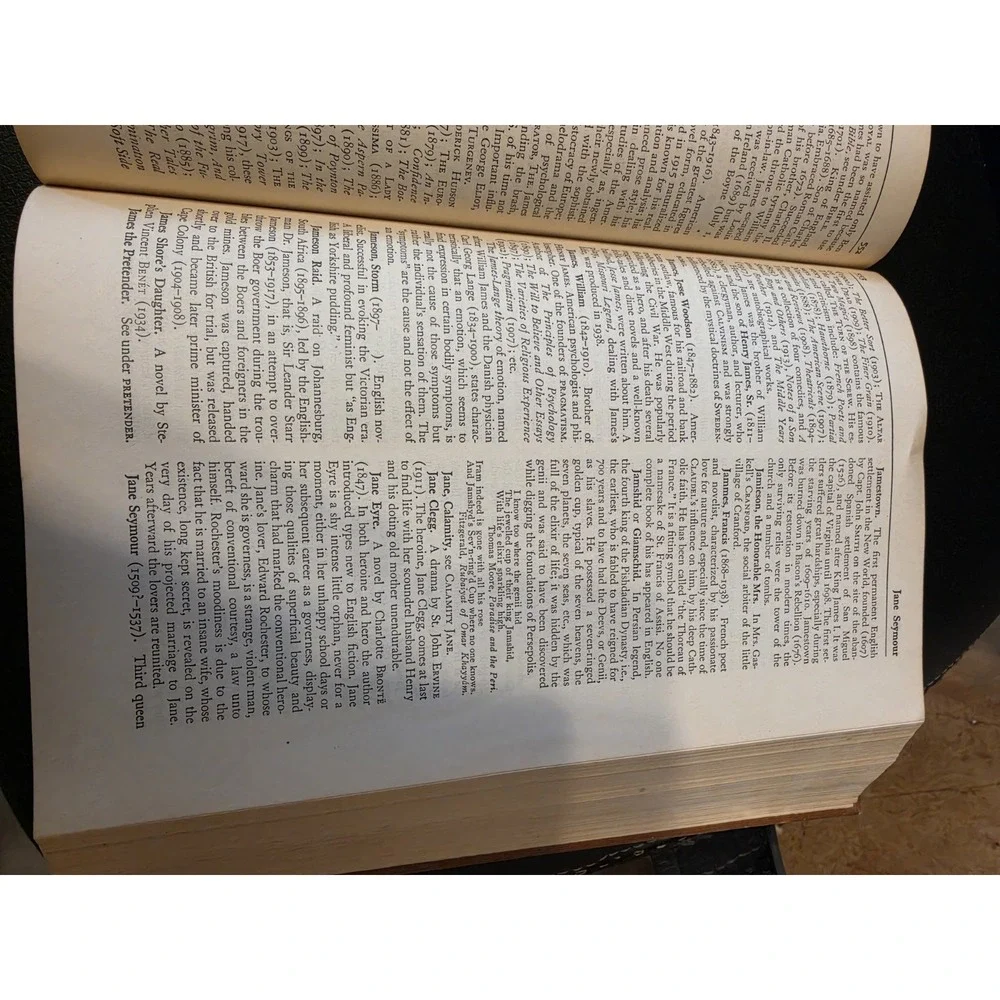 The Readers Encyclopedia, World Literature & Arts William Rose Benet 1948